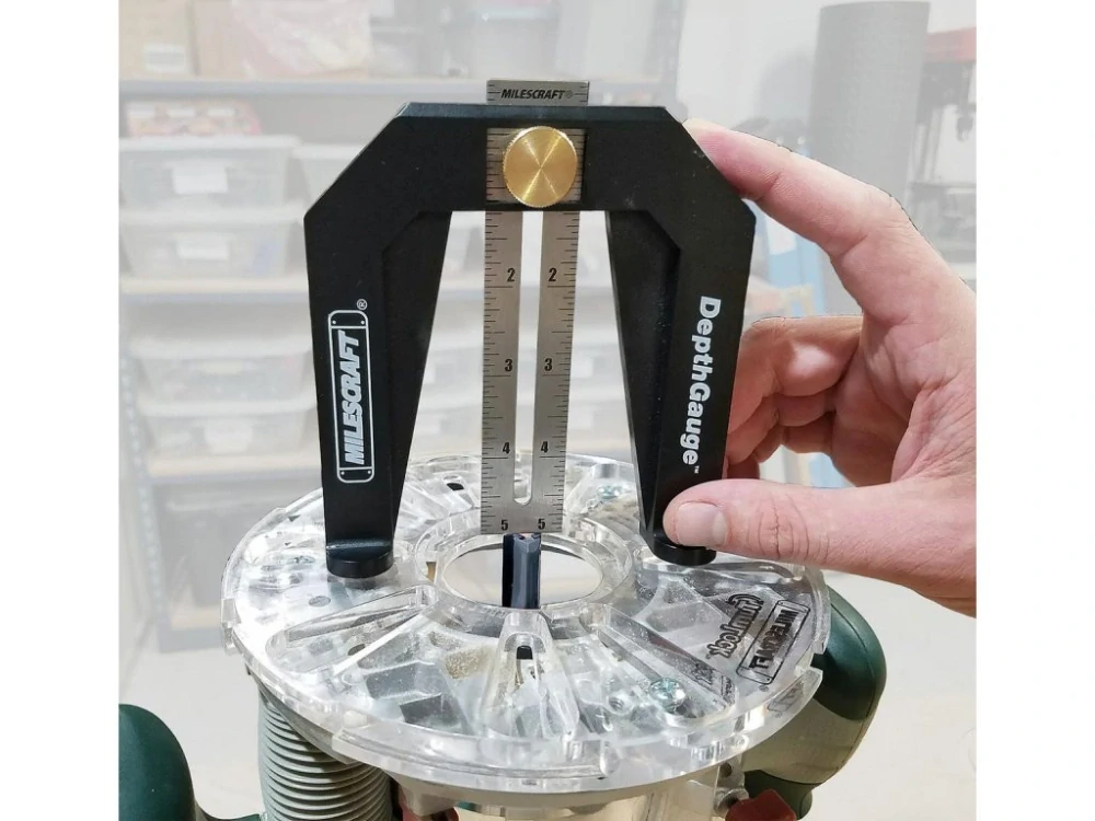 Posuvný hloubkoměr, Milescraft, DepthGauge, M8601