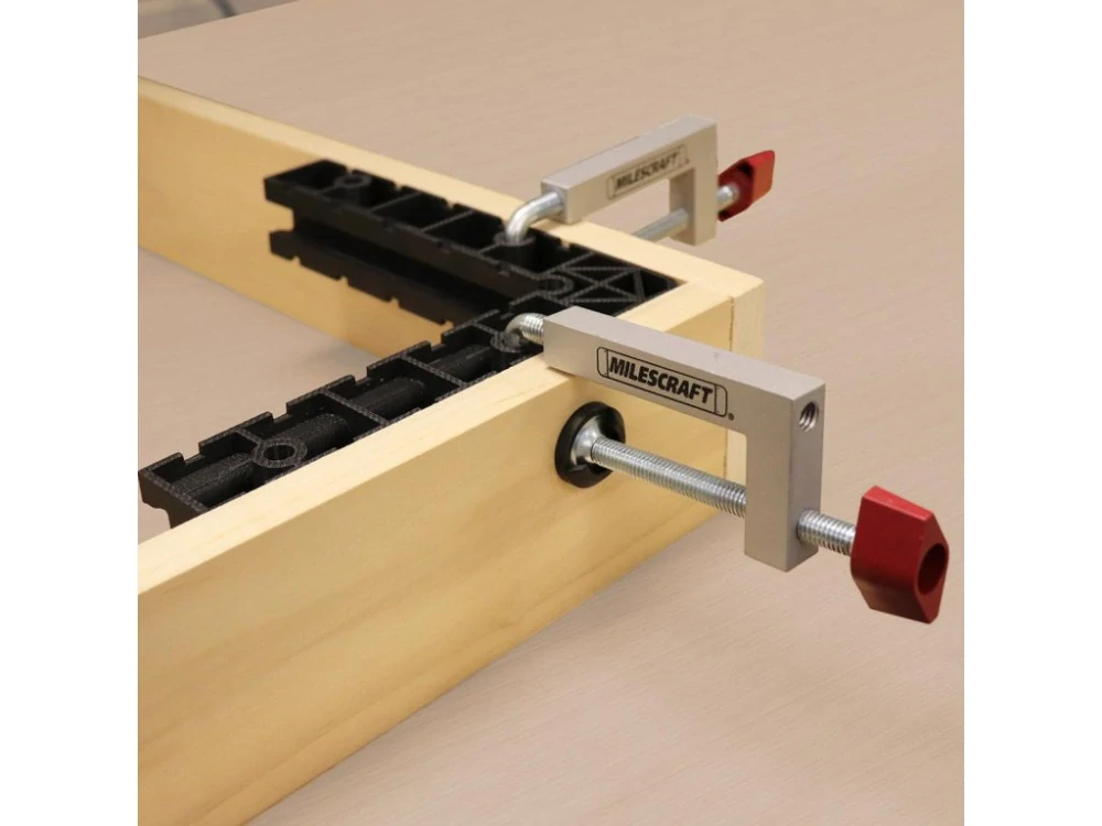 Speciální rohová svěrka, Milescraft, FenceClamps, M4009