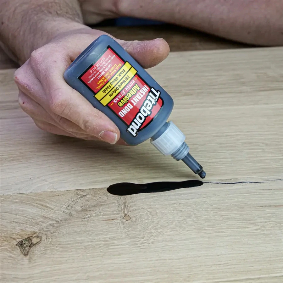 Titebond Instant Medium Jet Black Rychleschnoucí lepidlo - 59ml, 123-8211