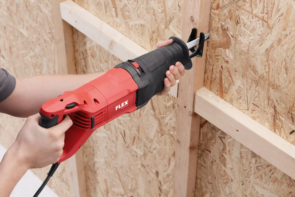 Šavlová pila s orbitálním pohybem 1300 W, RSP 13-32, FLEX