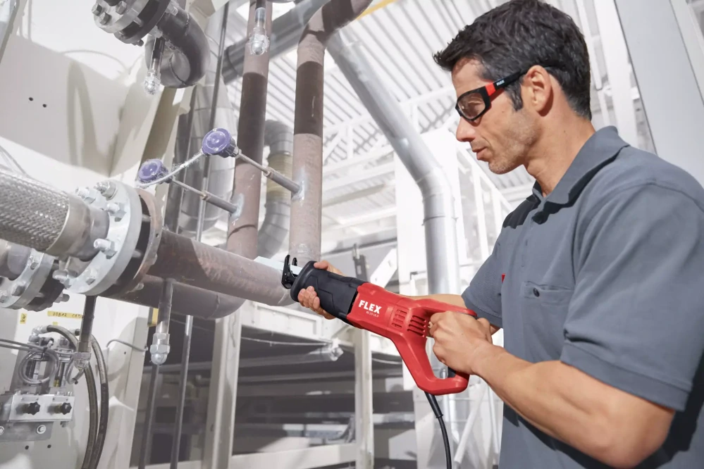 Univerzální šavlová pila 1100 W se zrychlovacím spínačem, RS 11-28, FLEX