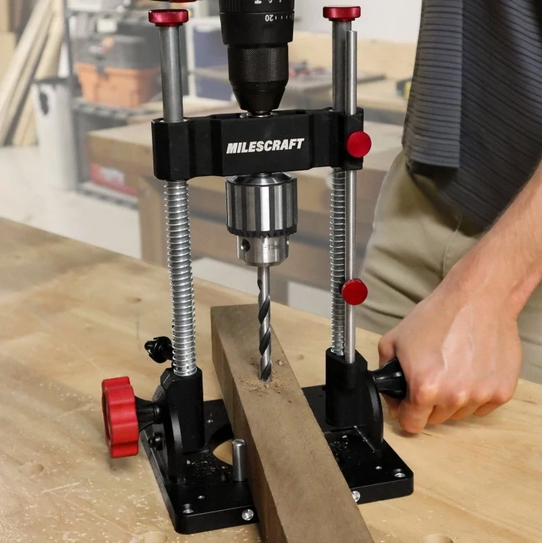 DrillMatePRO™ přenosný profesionální stojan na vrtačku – přesné vrtání 0°–60°, Milescraft, M1348