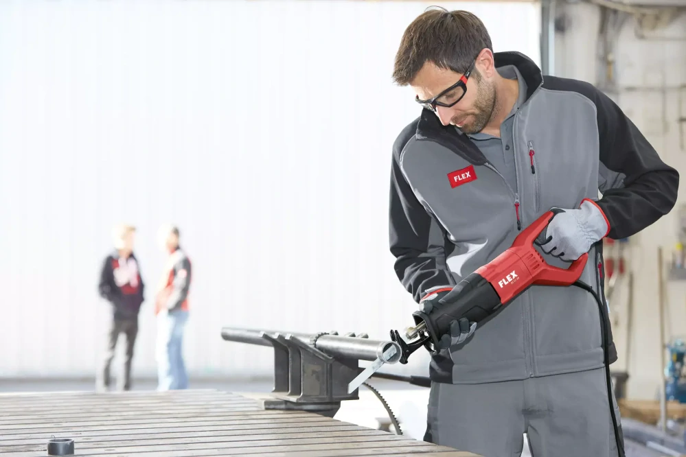 Univerzální šavlová pila 1100 W se zrychlovacím spínačem, RS 11-28, FLEX