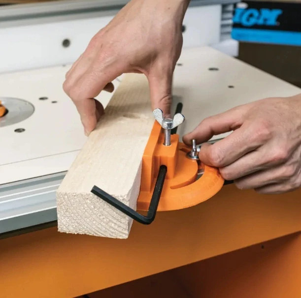 Úhlové pravítko pro frézovací stolky, FRT2-999, IGM 