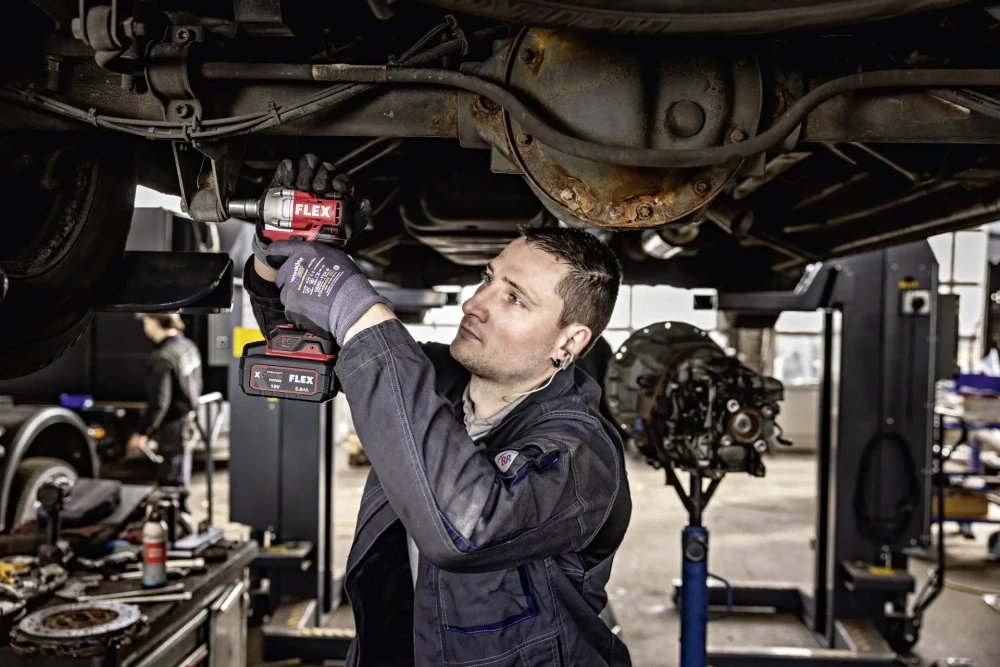 Kompaktní aku-rázový utahovák 18 V, IW 1/2" 400 18.0-EC C, FLEX