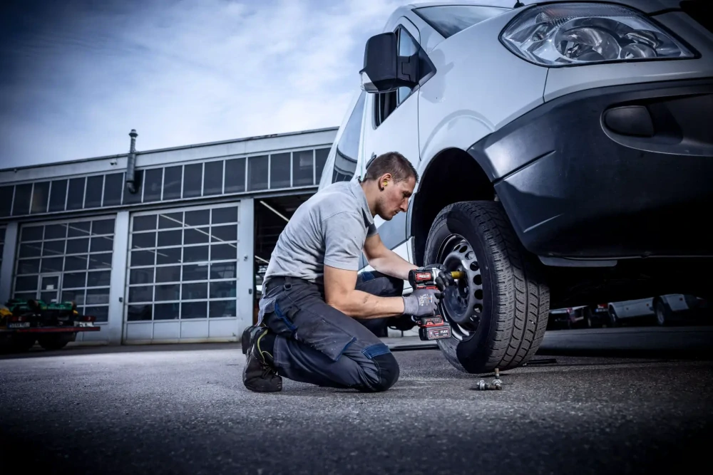 Aku-rázový utahovák 18,0 V, IW 1/2" 750 18.0-EC/5.0 Set, FLEX