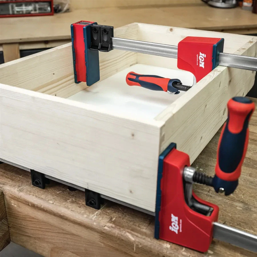 Korpusová svěrka - 300x90mm MD, MO-KSMD30, IGM